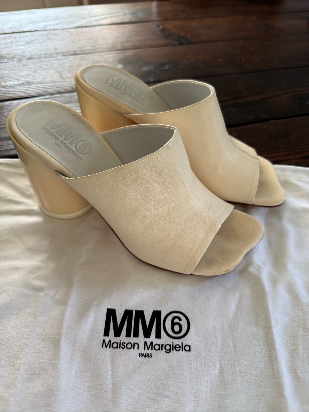 MM6 Maison Martin Margiela Cream Sculpted Block Heel Mules, size 38 (US 7.5/8)